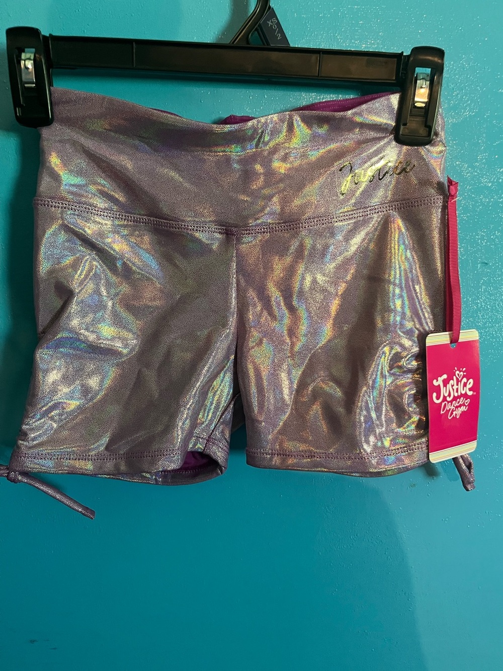 106. Cinch short purple